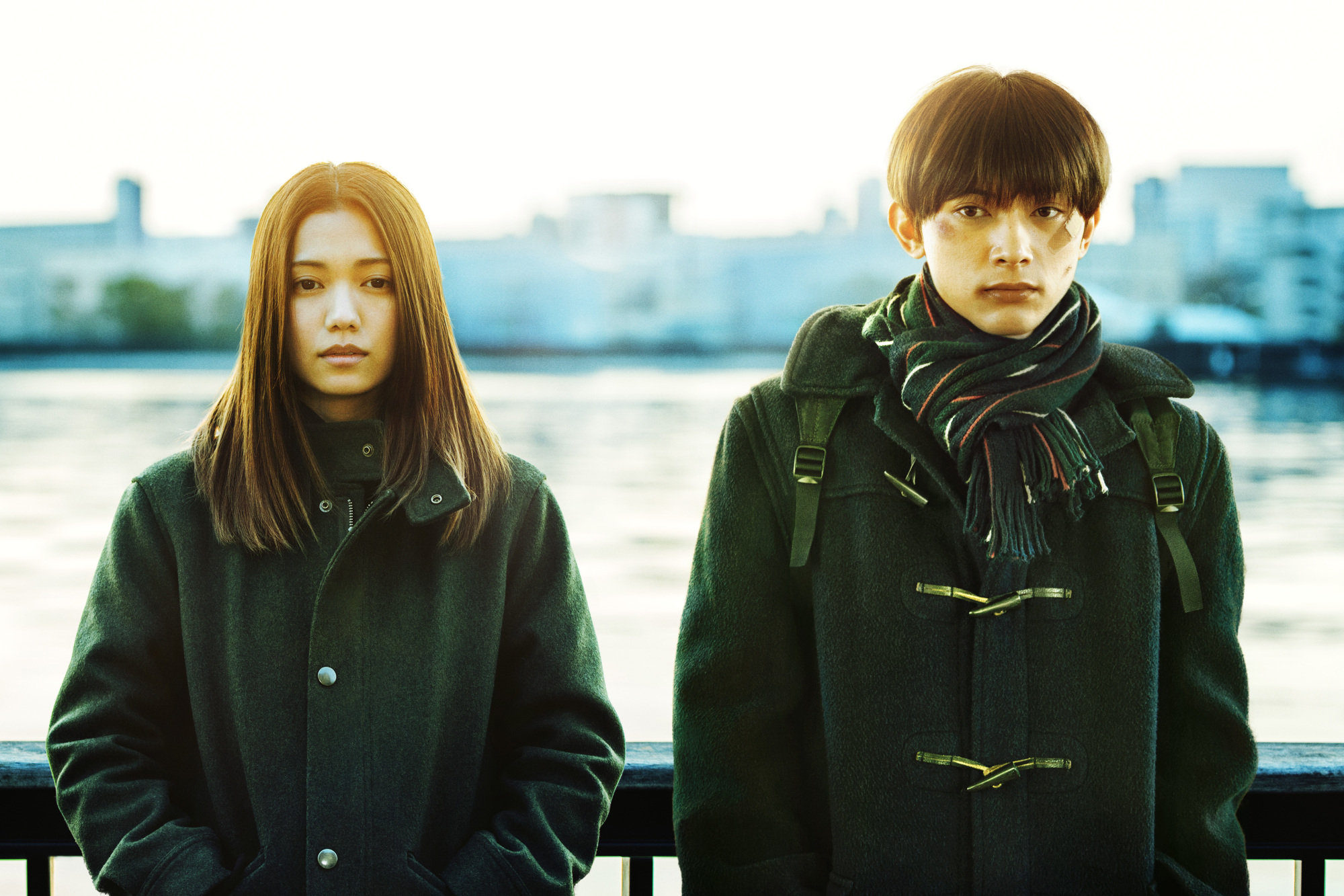 A tale from the '90s: Fumi Nikaido (left) and Ryo Yoshizawa navigate the pitfalls of youth in Isao Yukisada's 'River's Edge.' | &#169;2018 RIVER'S EDGE FILM PARTNERS/KYOKO OKAZAKI/TAKARAJIMASHA