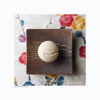 Too good to eat: <i>Nerikiri</i> created by artisan <i>wagashi</i> craftsman Junichi Mitsubori. | AKIKO OSHIMA / KADO: THE NEW ART OF WAGASHI