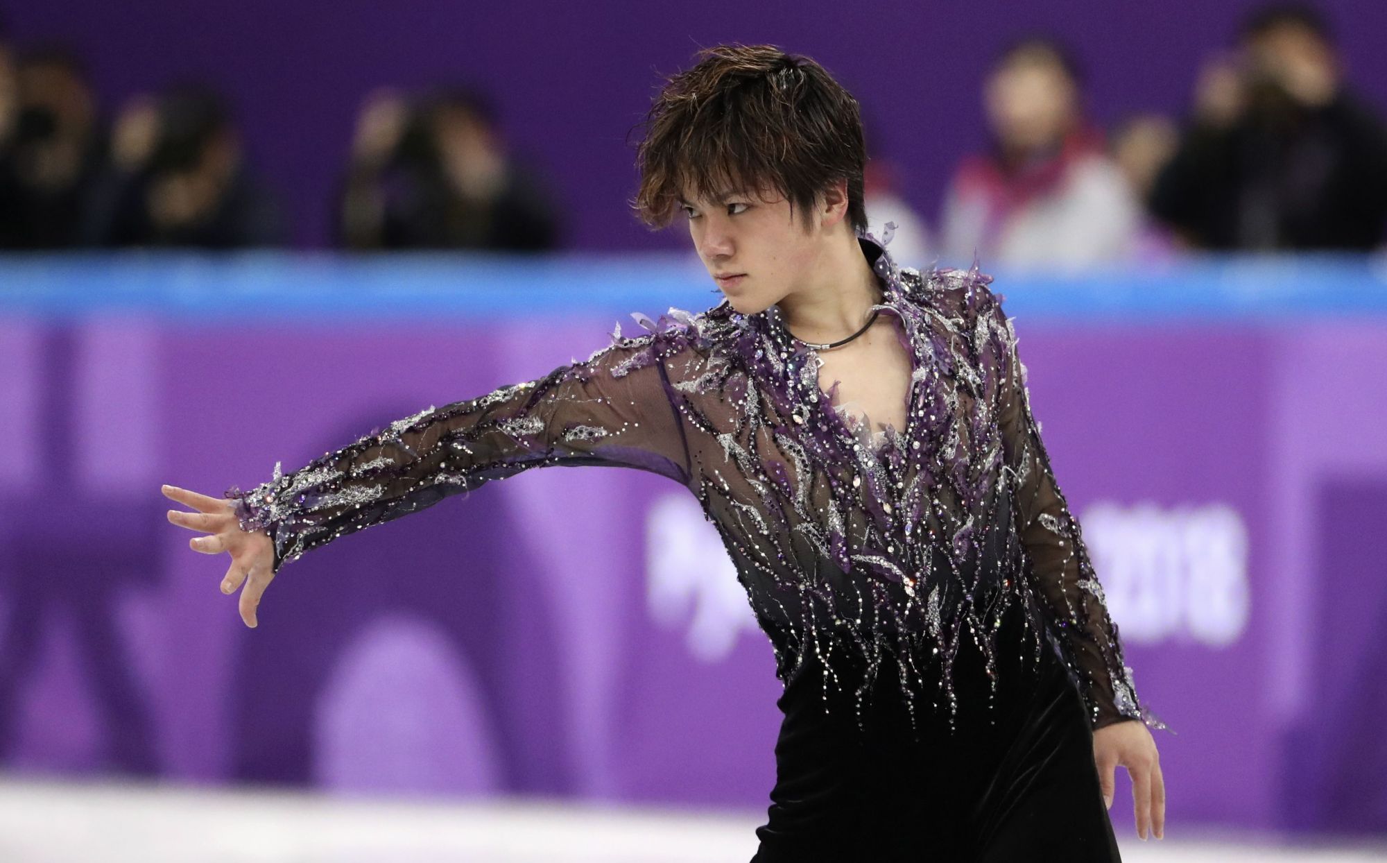Shoma Uno performs his short program during the figure skating team event at the Pyeongchang Olympics on Friday in Gangneung, South Korea. | REUTERS