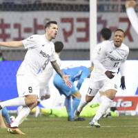 Vissel Kobe\'s Mike Havenaar (9) celebrates after scoring an 87th-minute equalizer in Friday night\'s 1-1 draw with Sagan Tosu. | KYODO