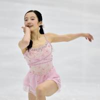 Former world junior champion Marin Honda is leaving coach Mie Hamada to work with Rafael Arutunian, the coach of world champion Nathan Chen, in Southern California. KYODO | AP