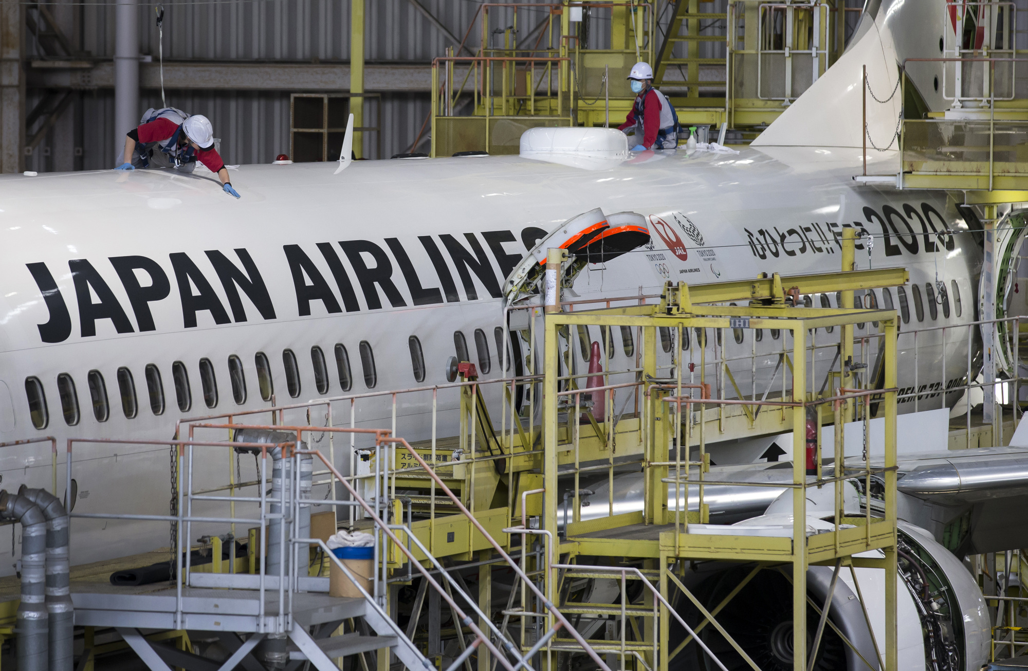Japan Airlines Co. is thinking about launching a low cost carrier. | BLOOMBERG