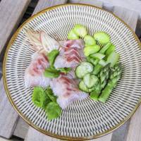 Summer snack: Konbujime, served with steamed asparagus, fava beans, sliced cucumber and baby shiso leaves. | MAKIKO ITOH