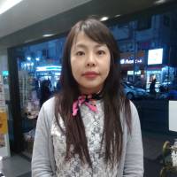 Kim Duyoung, Salesperson, 37, South Korean: North Korea won\'t easily start a war. I\'m not afraid because everyone is conscious of what\'s at stake. The present situation is not only bilateral but involves various countries. Regarding South Korean victims of abduction to the North, I hope the discussions will go well. Unification of the Korean Peninsula will not happen for a while. There are both advantages and disadvantages of unification: The area becomes larger, the population increases, and so does the labor force. But the disparity between people in the North and South would be extremely wide. | KUNIO KANAMORI