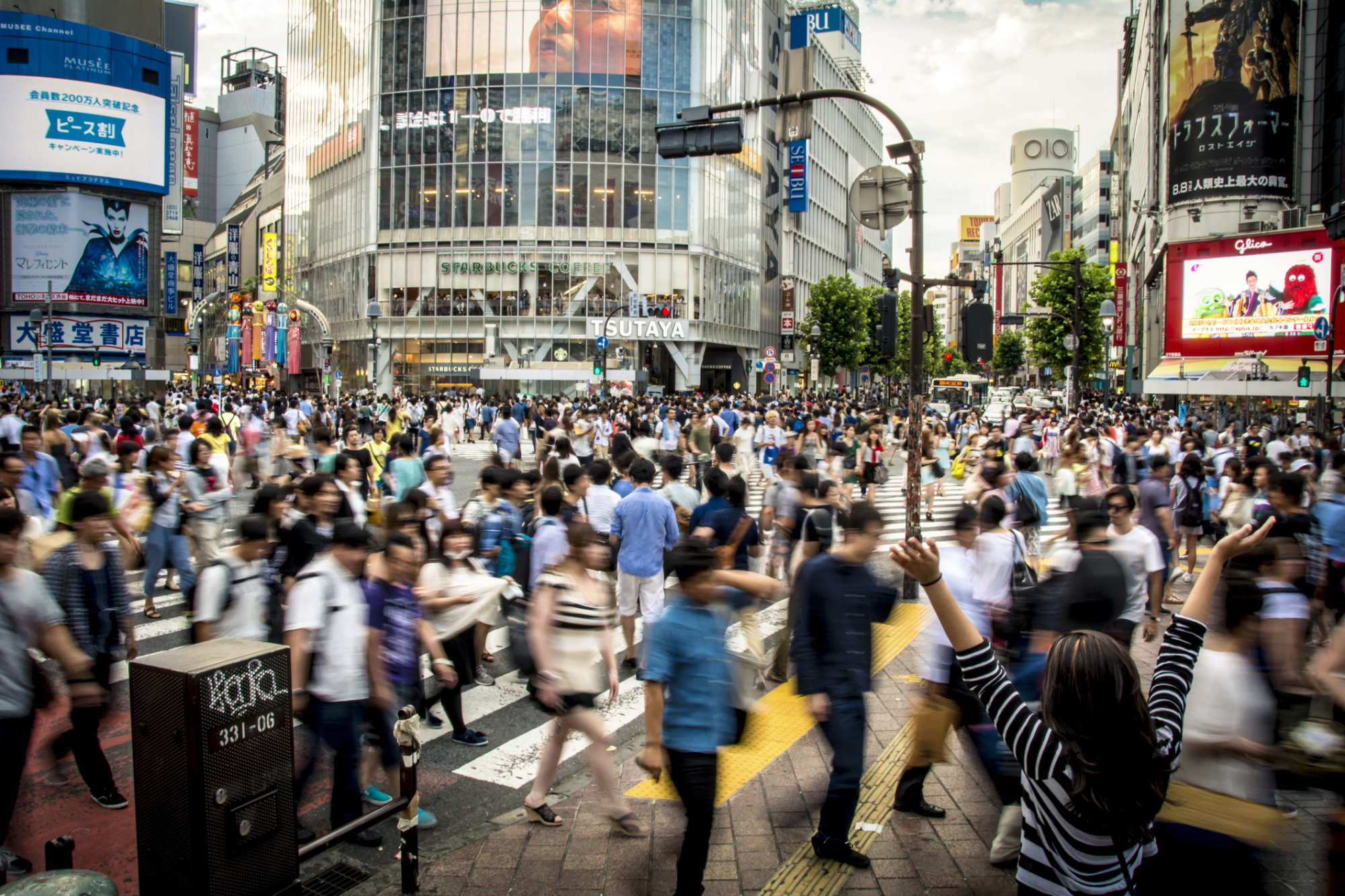 Revised data, released by the government Friday, confirms Japan's economy shrunk in the January-March quarter to mark its first drop in over two years. | GETTY IMAGES