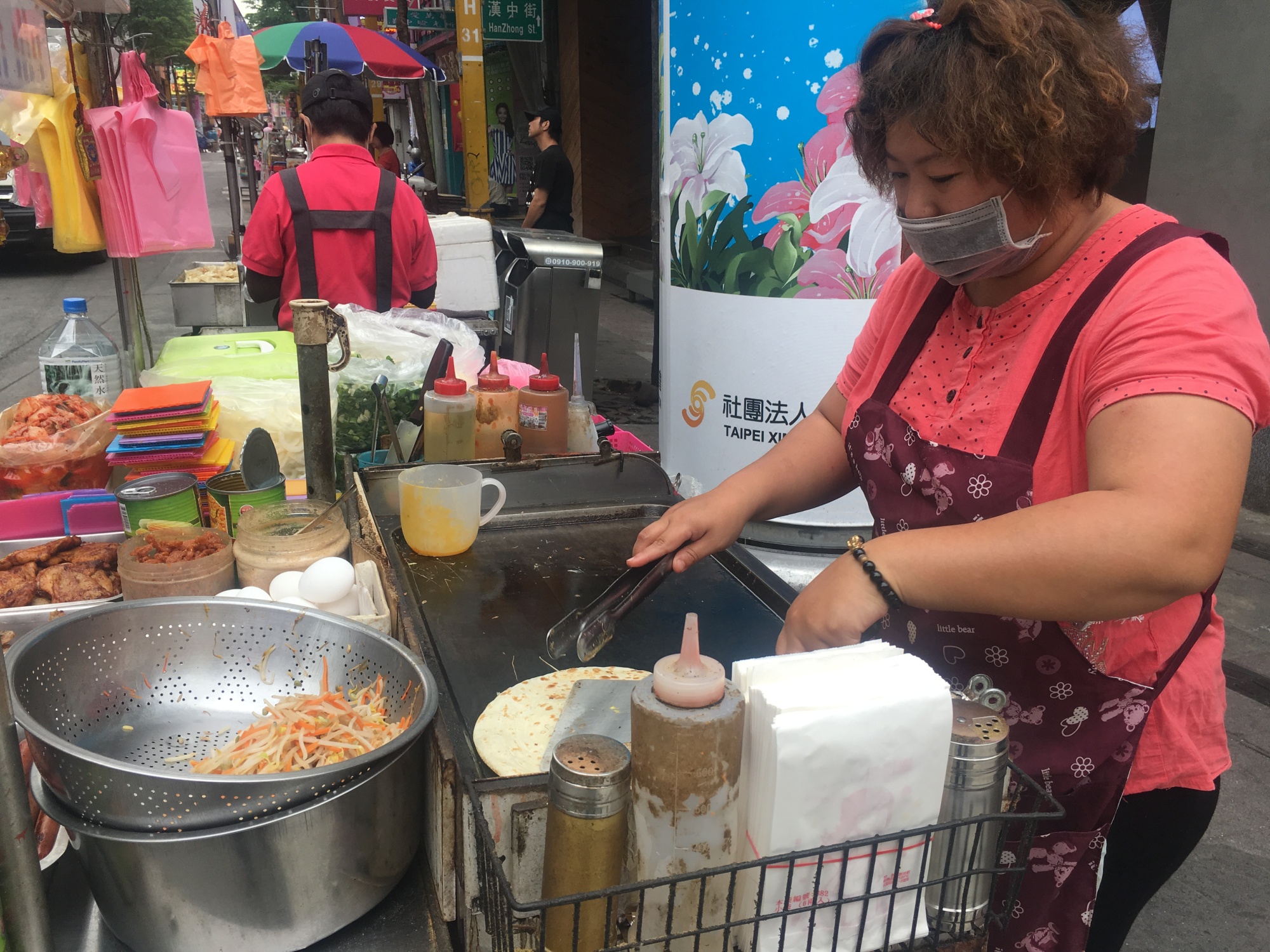 A street vendor in Taipei, one of the cities across Asia where urbanization, rising incomes and health concerns are driving a move toward protein-rich alternatives to rice. | THOMSON REUTERS FOUNDATION / RINA CHANDRAN