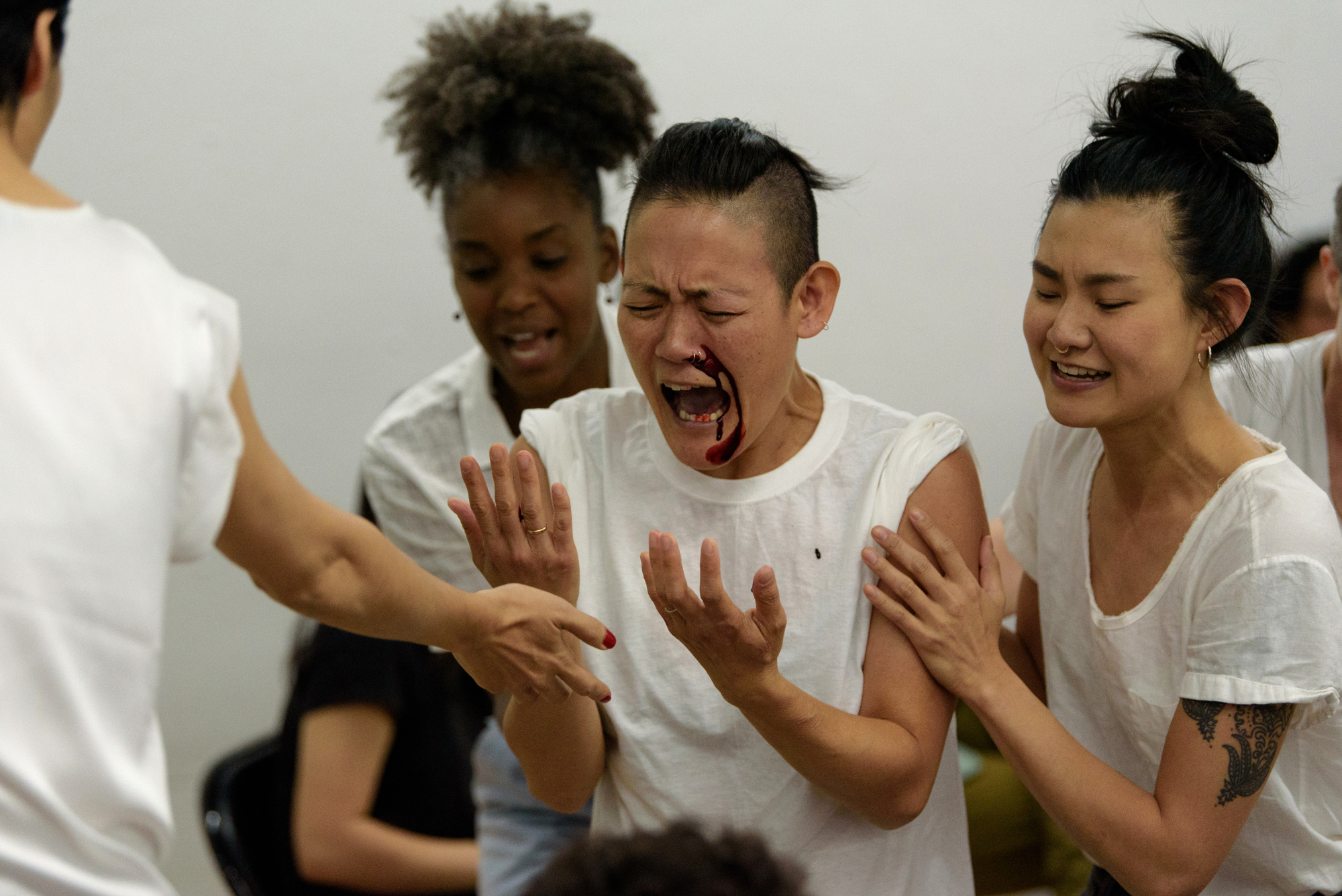 The success 'failure': Aya Ogawa (center) in her plays 'Failure Sandwich.' | AFP-JIJI