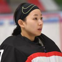 Smile Japan goalie Nana Fujimoto suffered a serious shoulder injury in a game against Switzerland at the Pyeongchang Olympics in February. | CC BY-SA 3.0 / AILURA