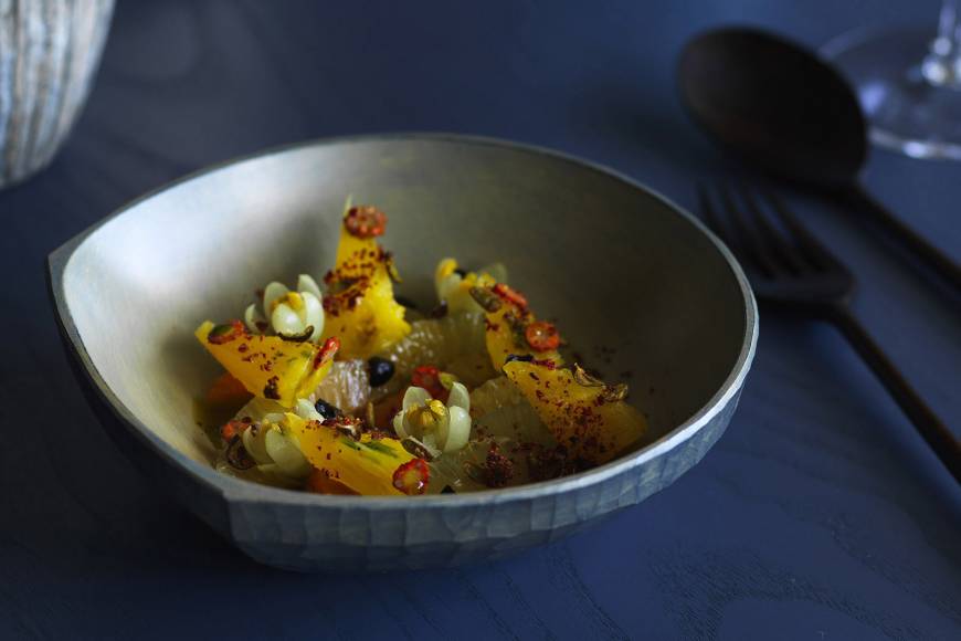 Fruit punch: Inua's summer menu begins with morsels of Ishigaki snack pineapple and citrus from Kochi Prefecture. | JASON LOUCAS