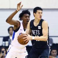 Yuta Watanabe made his NBA Summer League debut for the Brooklyn Nets on Friday in Las Vegas. | USA TOADY/ REUTERS / VIA KYODO