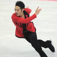 Daisuke Takahashi, the 2010 world champion and Vancouver Olympics bronze medalist, ended a four-year retirement from competitive skating on Sunday. | AFP-JIJI