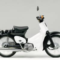 Super Cub 50 Standard (1991) | COURTESY OF HONDA MOTOR CO., LTD.