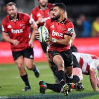 Richie Mo\'unga, seen playing for the Canterbury Crusaders in the Super Rugby fnal on Aug. 4, is in the lineup for the All Blacks in Saturday\'s Rugby Championship game against Argentina. | REUTERS