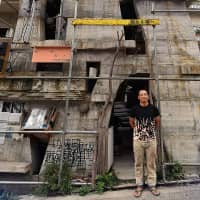 Architect Keisuke Oka worked at numerous construction sites before he began building the planned four-story structure. | YOSHIAKI MIURA