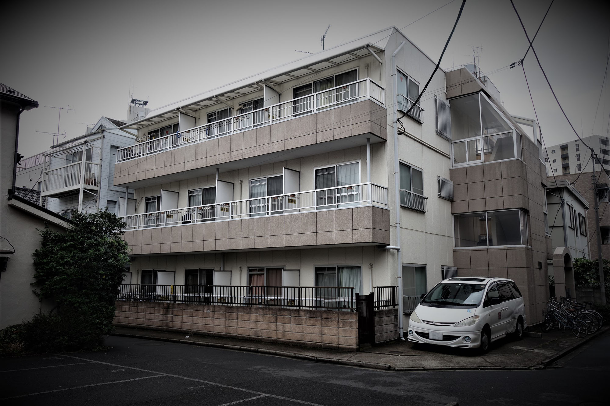 Thousands of stigmatized properties are listed in and around Tokyo on www.oshimaland.co.jp, a website run by Teru Oshima that maps properties with macabre histories. | ALEX MARTIN