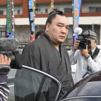Former yokozuna Harumafuji assaulted a younger wrestler during an incident at a bar in 2017. Harumafuji later retired from sumo. | KYODO