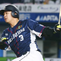 All-Star infielder Hideto Asamura has decided to join the Tohoku Rakuten Golden Eagles as a free agent after spending nine seasons with the Seibu Lions. | KYODO