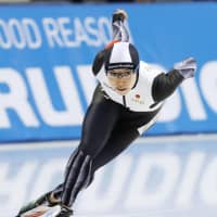 Nao Kodaira zooms to victory in the women\'s 500-meter World Cup race in Obihiro, Hokkaido, on Friday. | KYODO