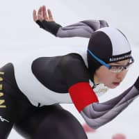 Nao Kodaira races in the women\'s 1,000-meter final at the speed skating World Cup meet in Tomakomai, Hokkaido on Sunday. Kodaira finished in first. | KYODO