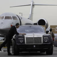 A total of 128 people in Asia with enough money to crack the 500-member Bloomberg Billionaires Index lost a combined &#36;137 billion this year, the first time wealth in the region has dropped since the ranking started in 2012. | BLOOMBERG