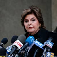 Attorney Gloria Allred speaks to the media outside the Manhattan Supreme Court in New York on Thursday after a hearing on whether to grant or deny a motion to drop criminal sex assualt charges against movie mogul Harvey Weinstein. A U.S. judge on Thursday refused to dismiss sexual assault charges against disgraced movie mogul Harvey Weinstein, and set the next hearing in the case for March. | AFP-JIJI