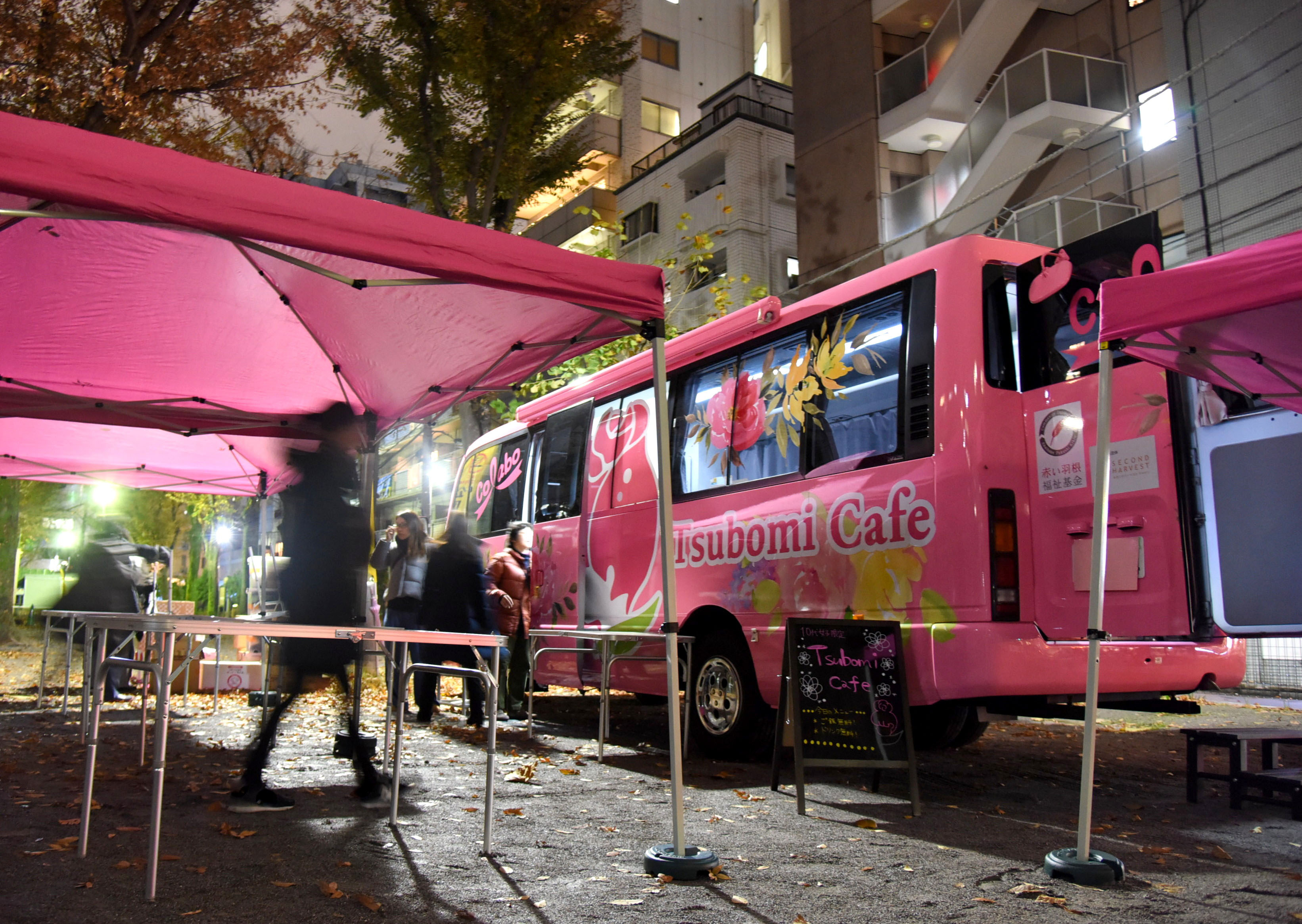 Tokyo bus cafe, a safe haven from sexual exploitation for troubled young girls picture photo image