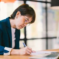 Despite the Abe administration\'s emphasis on womenomics, Japan still ranks just 114th  out of 144 countries on the World Economic Forum\'s Global Gender Gap Index. And women hold only 3 percent of senior management jobs in the central government. | GETTY IMAGES