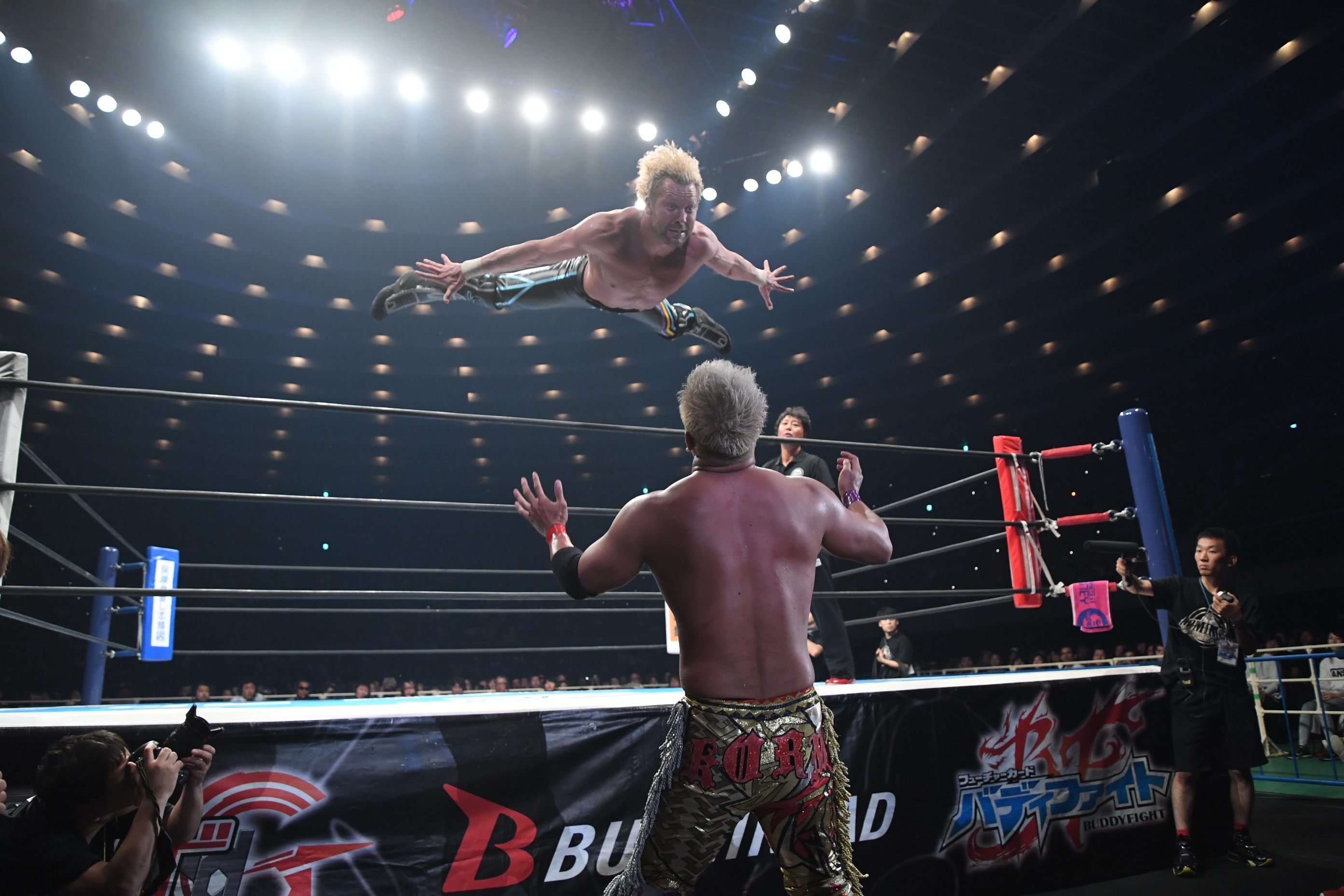 New japan shop pro wrestling