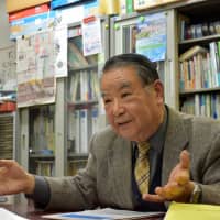 Anti-smoking activist Bungaku Watanabe has fought for nonsmokers\' rights for more than 40 years. | SATOKO KAWASAKI