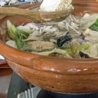 The ideal dish for winter: Hot pot is warm, comforting and healthy. | MAKIKO ITOH