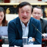 Huawei founder Ren Zhengfei speaks to the Chinese media in Shenzhen in China\'s southern Guangdong province Jan. 17. | HUAWEI / VIA AFP-JIJI