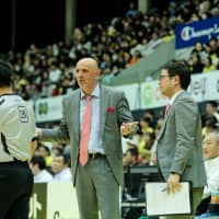 Northern Happinets coach Josep \"Pep\" Claros, in his second season at the helm, is trying to upgrade the team\'s offense. Akita is averaging 71.1 points per game, the second-lowest total in the 18-team first division. | B. LEAGUE