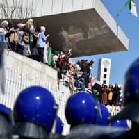 Algerian students demonstrate at Algiers\' school of medicine on Sunday against ailing President Abdelaziz Bouteflika\'s bid for a fifth term. | AFP-JIJI