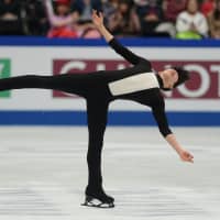 Nathan Chen of U.S. on his way to the top spot in the men\'s short program at the 2019 ISU World Figure Skating Championships on Thursday in Saitama. | DAN ORLOWITZ