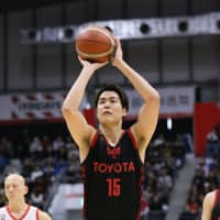 Joji Takeuchi takes a free throw during the Alvark\'s win over the Grouses on Saturday in Tachikawa. | B. LEAGUE