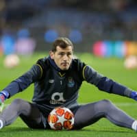 FC Porto\'s Iker Casillas warms up before a Champions League match on March 6. | REUTERS
