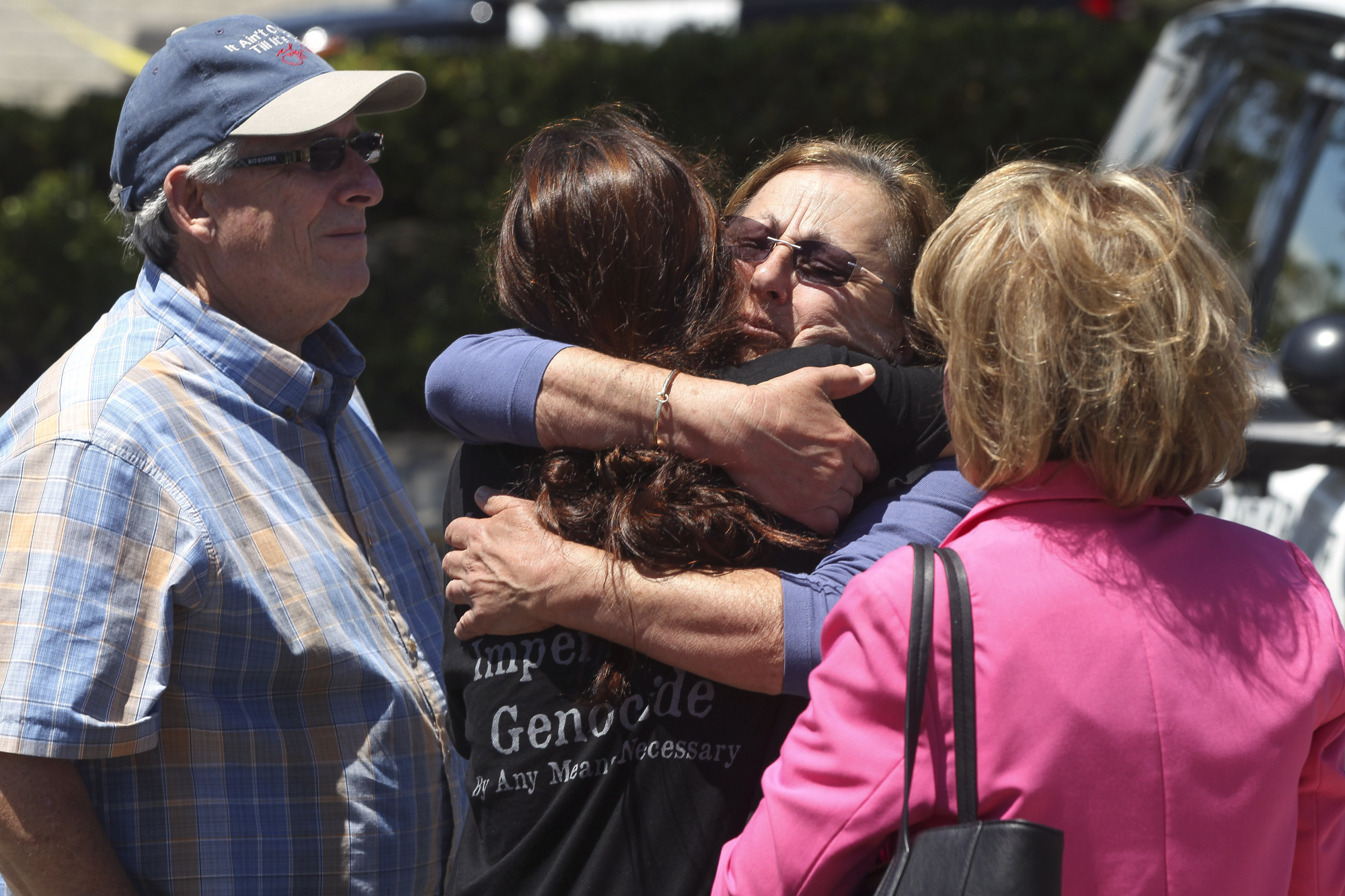 San Diego-area synagogue shooting leaves one worshipper dead, three ...