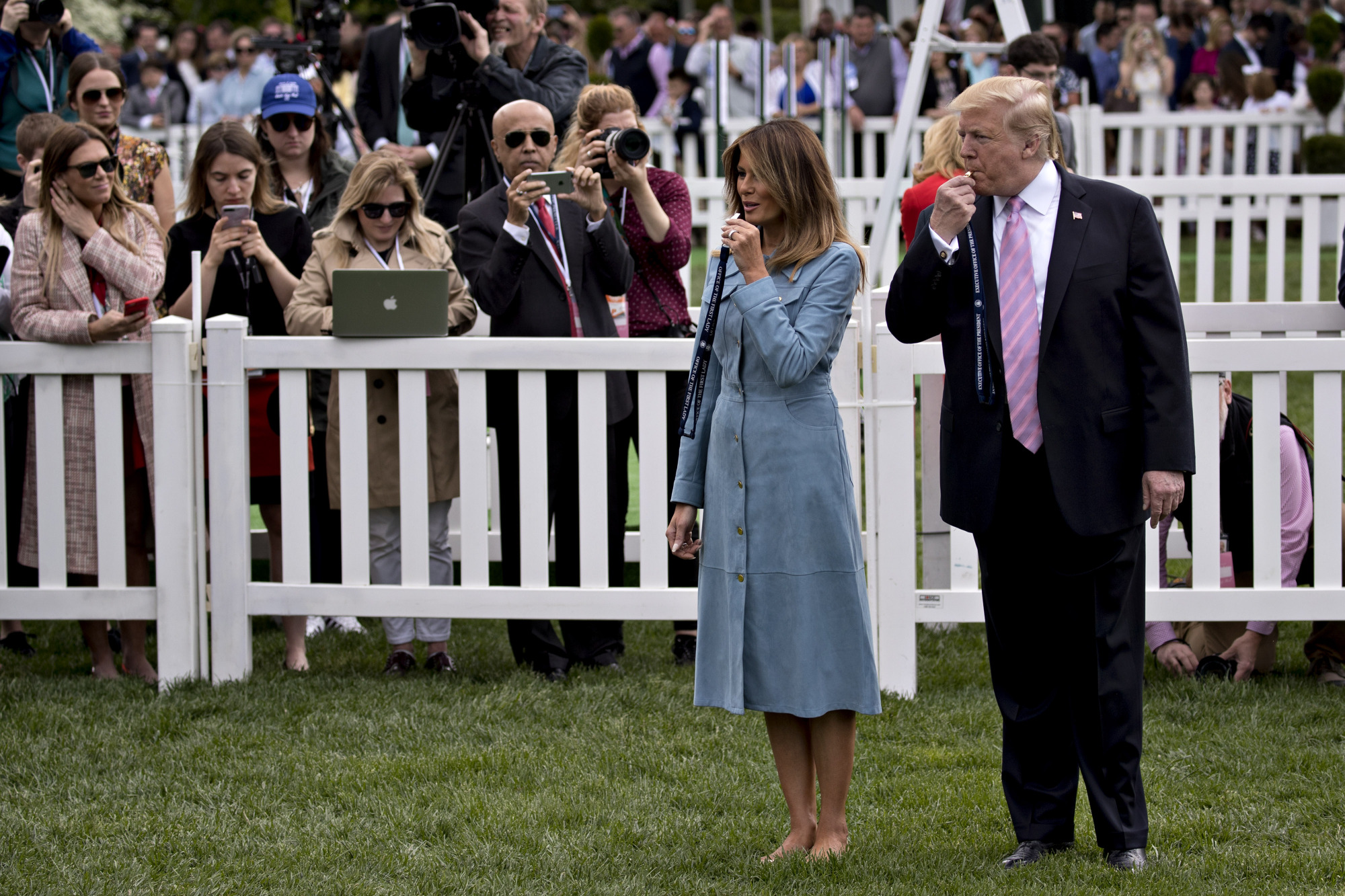 Melania trump easter dress 2019 store