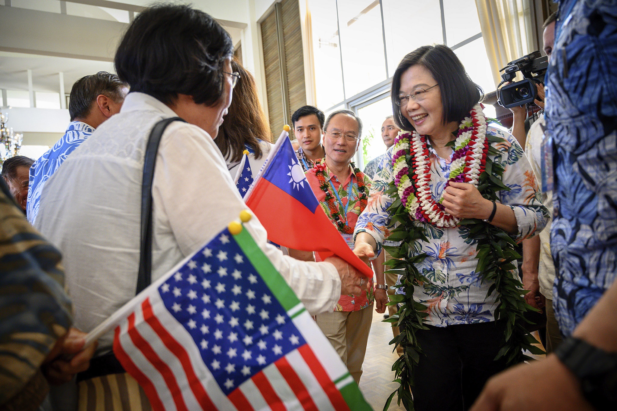 Taiwanese President Tsai Ing-wen is greeted by supporters upon arriving in Hawaii on Wednesday.   | TAIWAN PRESIDENTIAL OFFICE / VIA AP