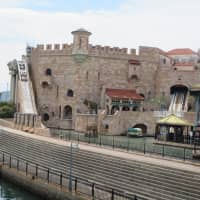 Wakayama Prefecture hopes to lure more business people to Wakayama Marina City and the adjacent Porta Europa theme park, shown here, as part of its strategy to cash in on the MICE (meetings, incentives, conferences and exhibitions) industry. | ERIC JOHNSTON