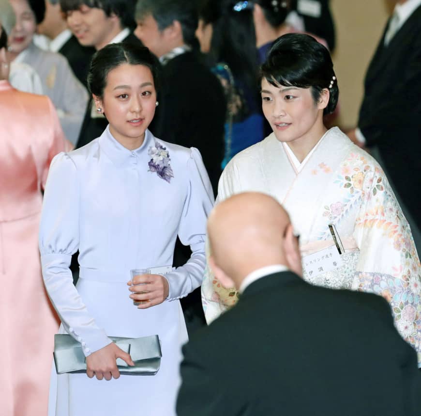 Vancouver Olympic figure-skating silver medalist Mao Asada and four-time Olympic wrestling champion Kaori Icho attend a tea party at the Imperial Palace in Tokyo hosted by Emperor Akihito and Empress Michiko on on Feb. 26 to mark the 30th anniversary of his enthronement.