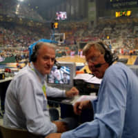 Former Japan national team coach Zeljko Pavlicevic (left) is seen in a 2007 file photo. Pavlicevic served as a commentator alongside Slavko Cvitkovic on Croatian TV during that year\'s EuroLeague Final Four in Athens. | COURTESY OF ZELJKO PAVLICEVIC