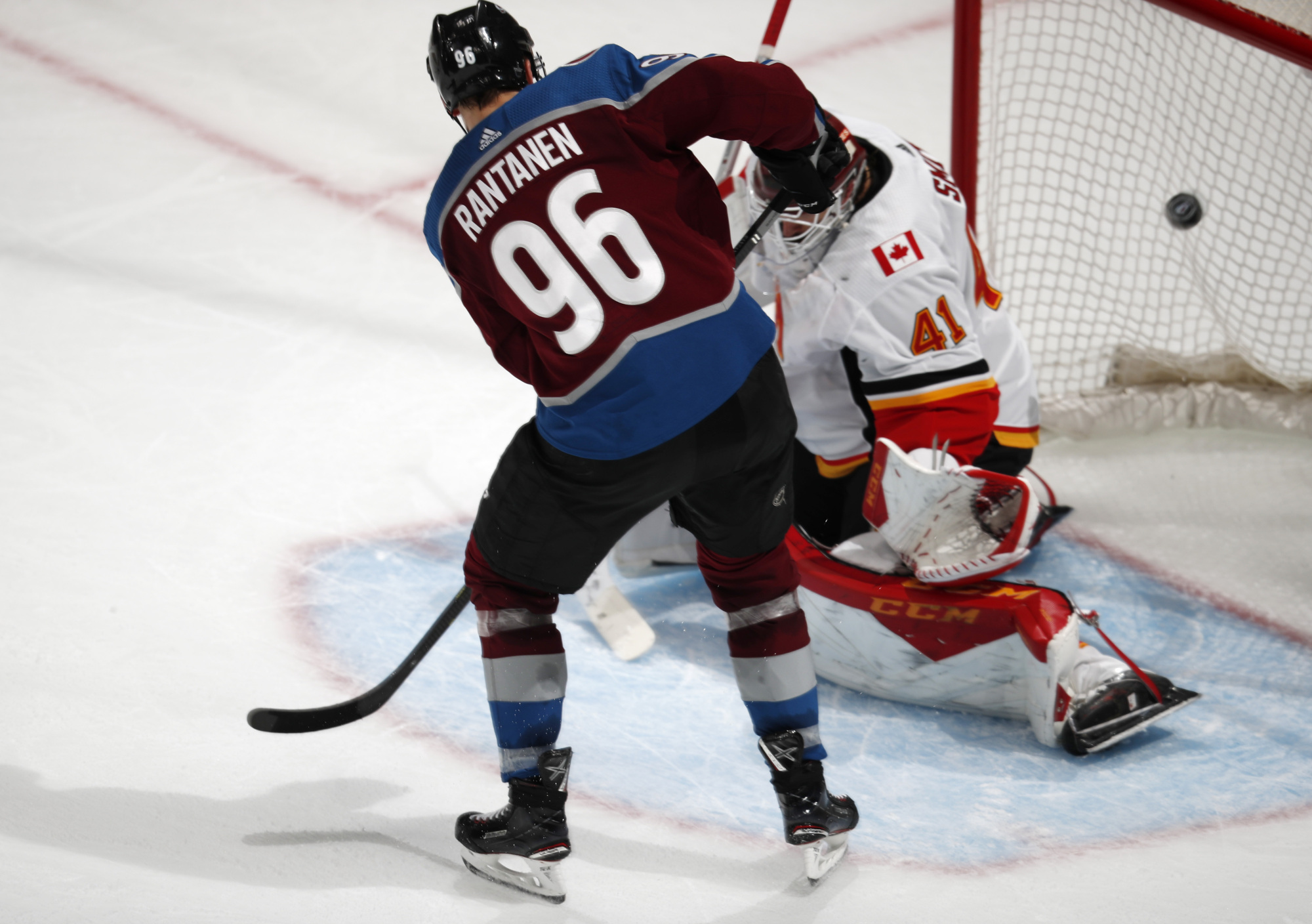 Mikko Rantanen scores twice days after contract holdout ends, Avalanche  down Flames in season opener, Sports