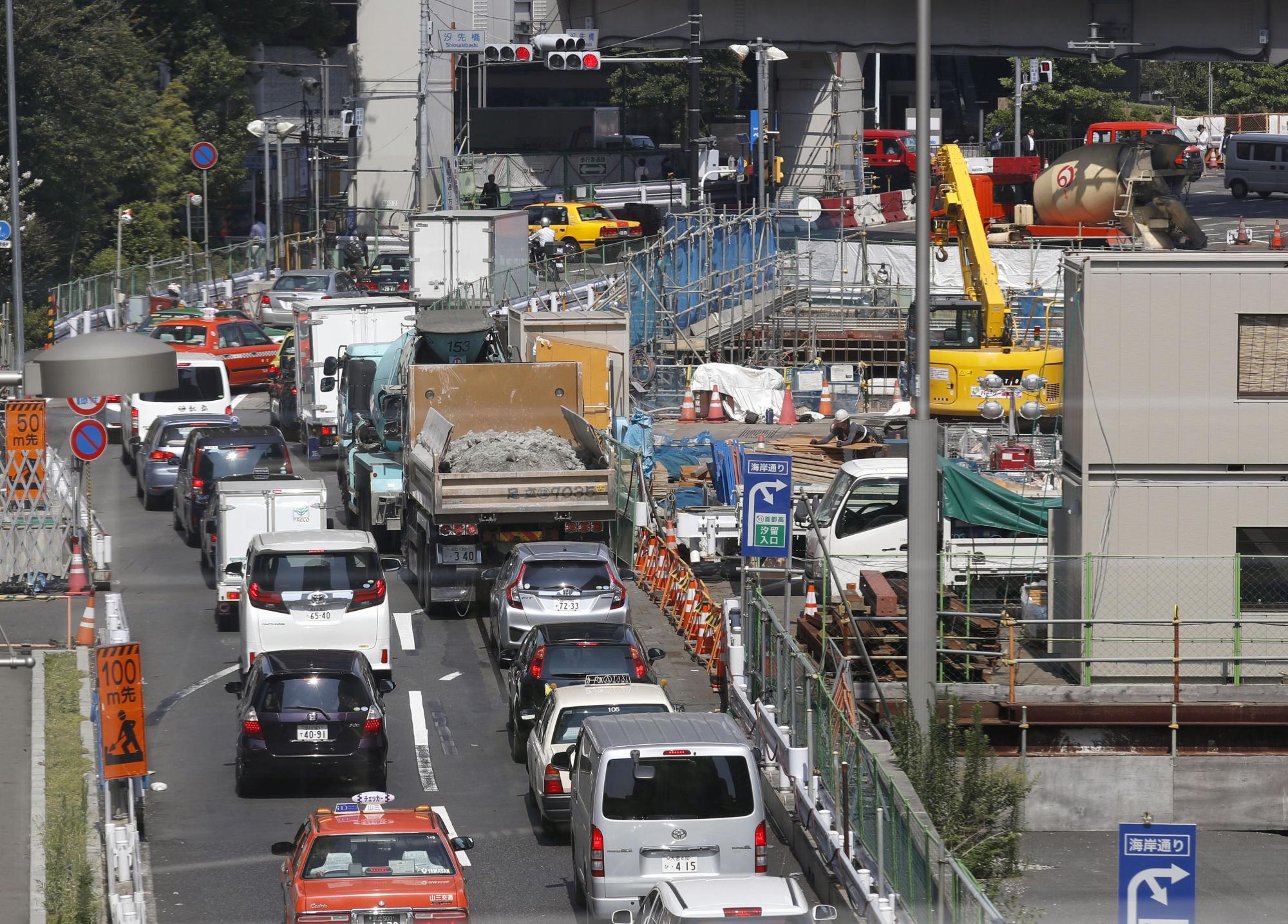 A traffic jam in central Tokyo last July | KYODO