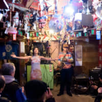 An intimate affair: Saxophonist Masaharu Showji and butoh dancer Fujinoya Mai perform at Inspiration Pika Space. | TSUYOSHI TAGAWA