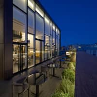 Light and breezy: The open veranda of Coteau, on the fourth floor of the Kashiyama building | DAICI ANO