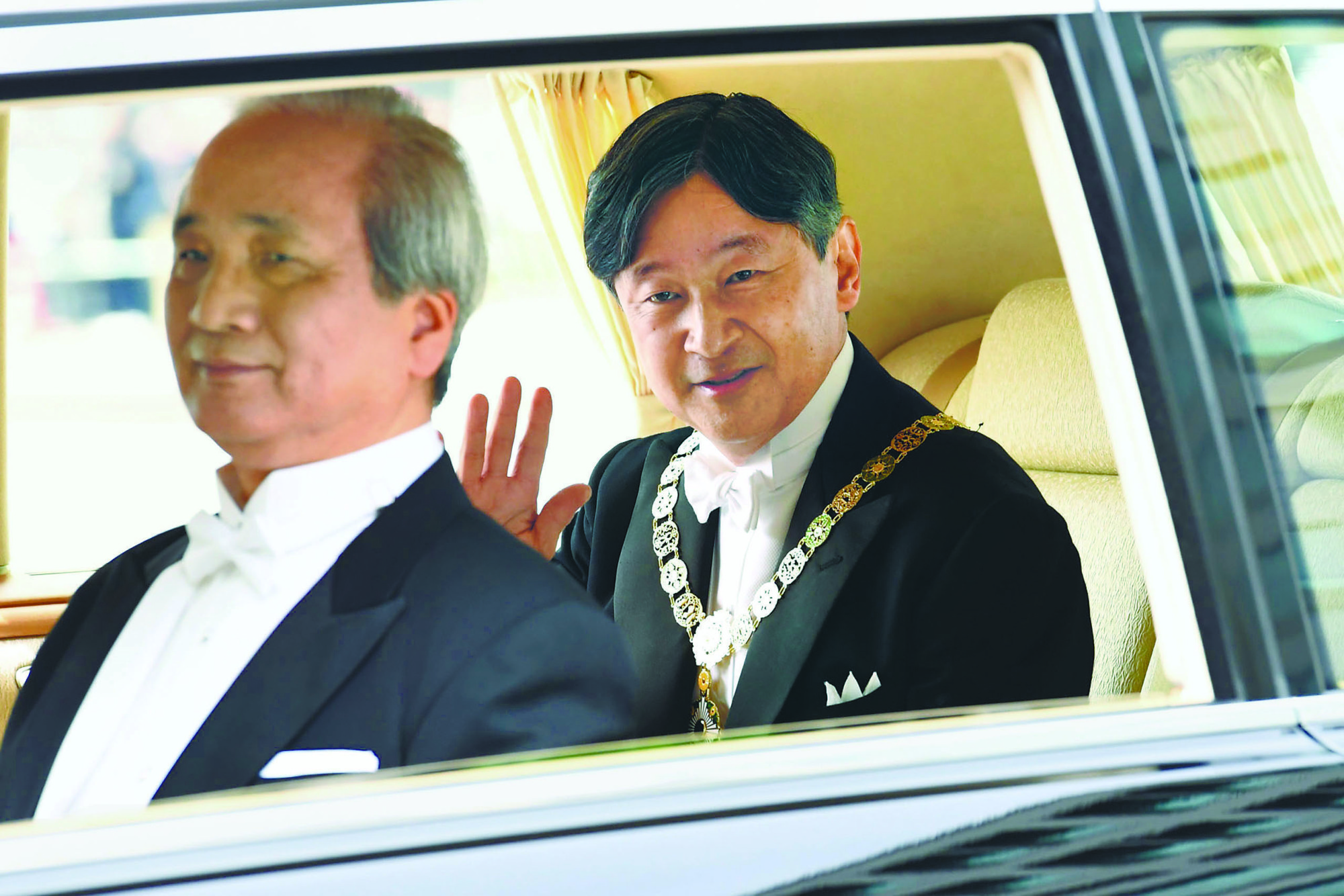 New Emperor Naruhito arrives at the Imperial Palace in Tokyo on Wednesday. | AFP-JIJI