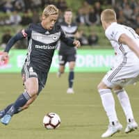 Melbourne Victory\'s Keisuke Honda is seen in action in a recent A-League game. | KYODO