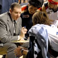 Former Rizing Fukuoka coach John Neumann, seen speaking to his players in a January 2008 game at Ariake Colosseum, died last week. He was 68. Neumann coached in the United States, Germany, Belgium, Greece, Cyprus, Saudi Arabia, Kuwait, Lebanon and China before taking over in Fukuoka. | AP