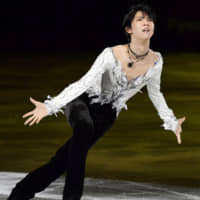 Yuzuru Hanyu skates to \"Notte Stellata\" at the Pyeongchang Olympics Exhibition Gala. | KYODO